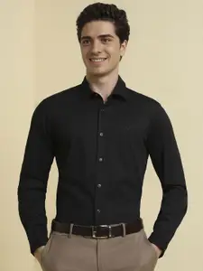 Allen Solly Men Slim Fit Spread Collar Geometric Printed Cotton Formal Shirt