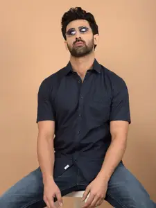 Crimsoune Club Men Classic Slim Fit Spread Collar Vertical Striped Cotton Casual Shirt