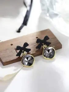 Celestique Contemporary Studs Earrings