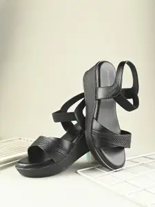 CLOG LONDON Women Textured Wedge Sandals