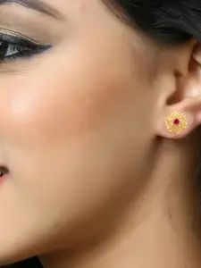 DIVASTRI Gold-Plated Floral Shaped Studs
