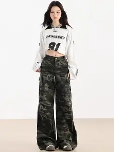 DressBerry Women Wide Leg High-Rise Camouflage Printed Light Fade Jeans