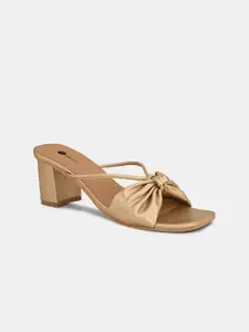 DIVASTRI Women Block Sandals