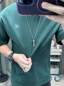 StyleCast Men Solid Round Neck Cotton T-shirt