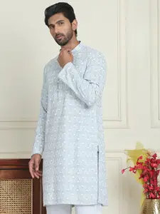 Jompers Ethnic Motifs Embroidered Thread Work Mandarin Collar Straight Kurta