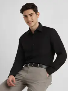 Allen Solly Sport Men Solid Spread Collar Formal Shirt