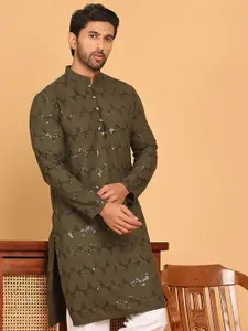 Jompers Men Geometric Embroidered Sequinned Kurta