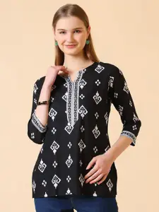 SANGOURI Floral Printed Kurti