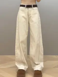 StyleCast Women Light Fade Mid-Rise Jeans