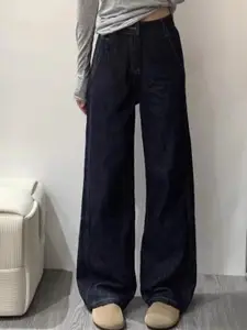 StyleCast Women Straight Fit Mid-Rise Jeans