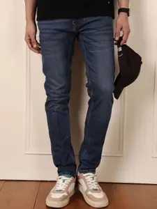 WROGN Men Comfort Slim Fit Mid-Rise Light Fade Cotton Jeans