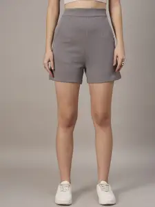 The Roadster Above Knee Length Shorts with Pockets
