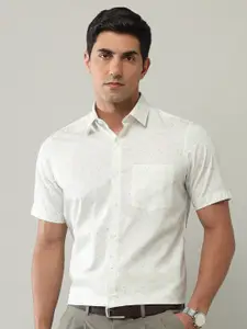 Arrow Men Classic Fit Spread Collar Floral Printed Cotton Casual Shirt