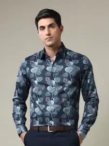 Arrow Men Classic Tailored Fit Floral Opaque Printed Formal Shirt
