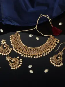 Anouk Gold Plated Kundan Studded & Artifical Beads Chokar With Earring And Maang Tika