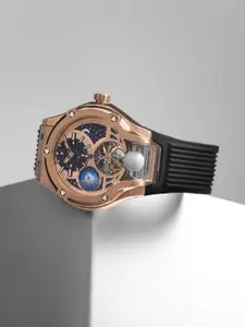 Britime Men Embellished Dial & Textured Straps Analogue Automatic Motion Powered Watch