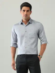 Arrow Men Classic Fit Spread Collar Abstract Printed Cotton Casual Shirt