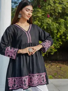 HOUSE OF KARI Floral Embroidered V- Neck Chikankari Pure Cotton Short Kurta