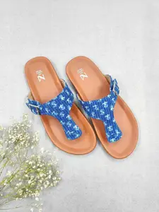 THE MADRAS TRUNK Women Embellished T-Strap Flats