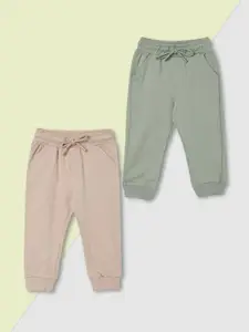 max Boys Pack Of 2 Pure Cotton Mid-Rise Joggers