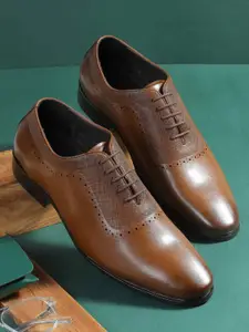 Metro Men Textured Formal Brogues Shoes
