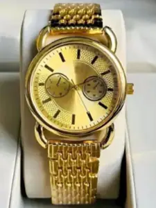 Miss Perfect Women Dial & Textured Straps Analogue Watch A5