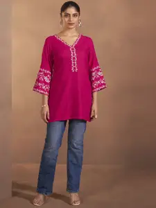 Anouk Floral Embroidered V-Neck Liva Straight Kurta