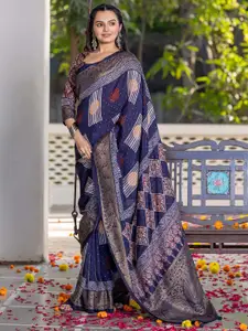 Saree mall Floral Sungudi Sarees