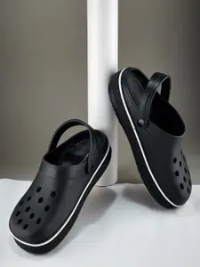 Campus Men Self Design Clogs