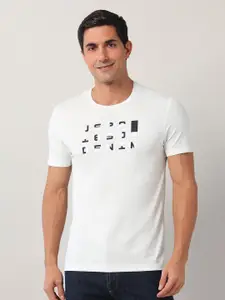 U.S. Polo Assn. Denim Co. Men Typography Printed Round Neck Slim Fit T-shirt