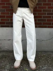 The Roadster Lifestyle Co Men Mid Rise Regular Fit Jeans