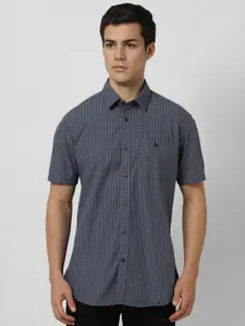 Van Heusen Sport Men Slim Fit Opaque Checked Casual Shirt