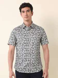 U.S. Polo Assn. Men Classic Tailored Fit Floral Opaque Printed Formal Shirt