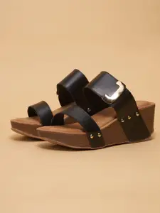ERIDANI Wedge Sandals
