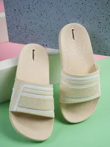 The Roadster Lifestyle Co Women Self Design Sliders