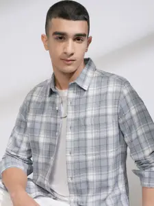 HIGHLANDER Men Slim Fit Opaque Checked Casual Shirt