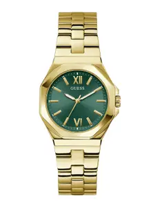 GUESS Women Round Dial & Stainless Steel Bracelet Style Straps Analogue Watch GW0873L2