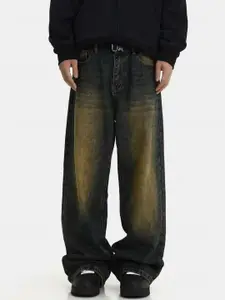 The Roadster Lifestyle Co Men Mid Rise Heavy Fade Clean Look Jeans