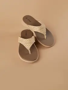 Ginger by Lifestyle Women Thong Flip-Flops