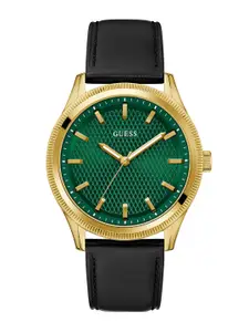 GUESS Men Dial & Leather Straps Analogue Watch GW0846G1