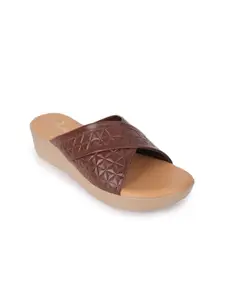 Padchin Women Textured Wedge Sandals