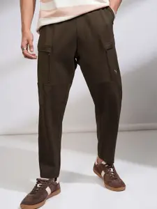 HIGHLANDER Men Baggy Tape Fit Cut Sew Knitted Trouser