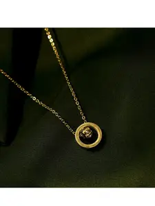 DressBerry Circular Shaped Stone Studed Pendant Chain