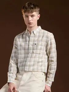 THE BEAR HOUSE Men Slim Fit Opaque Checked Casual Shirt