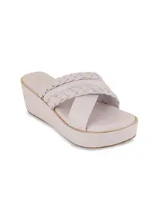 DressBerry Embellished Block Pumps