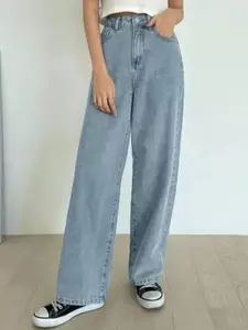 DressBerry Women Comfort Straight Fit High-Rise Light Fade Acid Wash Stretchable Jeans