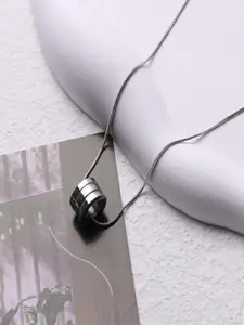 DressBerry Circular Shaped Pendant Chain