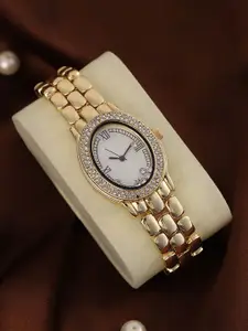 HAUTE SAUCE by  Campus Sutra HAUTE SAUCE by Campus Sutra Women Embellished Dial & Analogue Watch SS25_HSWC1339