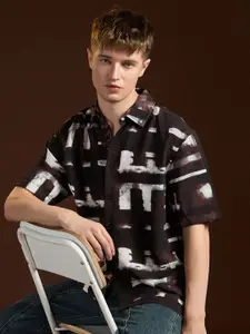 THE BEAR HOUSE Men Opaque Printed Casual Shirt