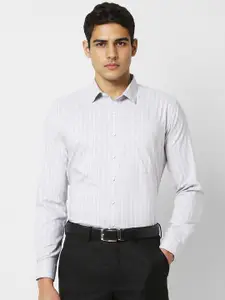 Van Heusen Men Slim Fit Opaque Striped Formal Shirt